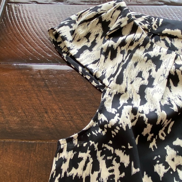 NWOT Ann Taylor Occasion Blouse - Picture 3 of 5